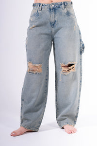 Jean baggy roto rodilla mantequilla