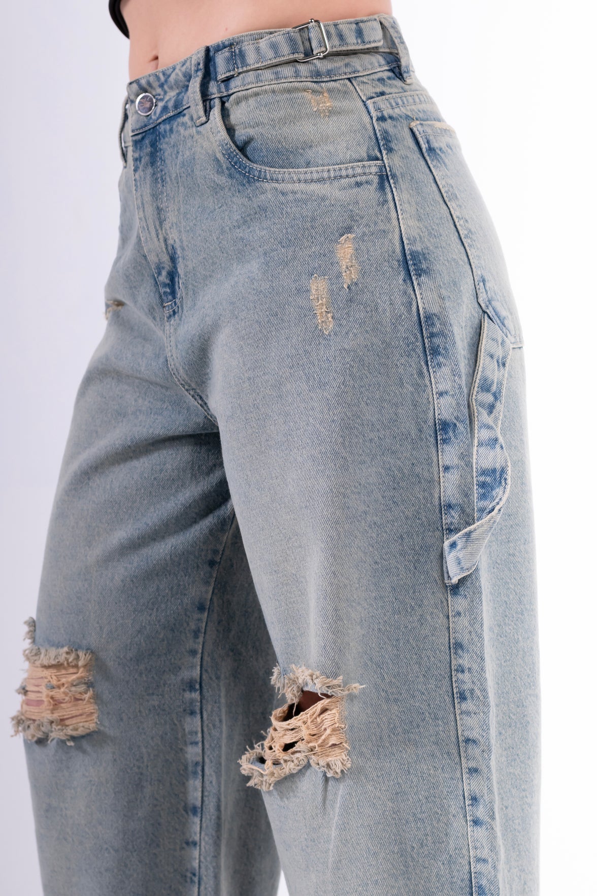 Jean baggy roto rodilla mantequilla