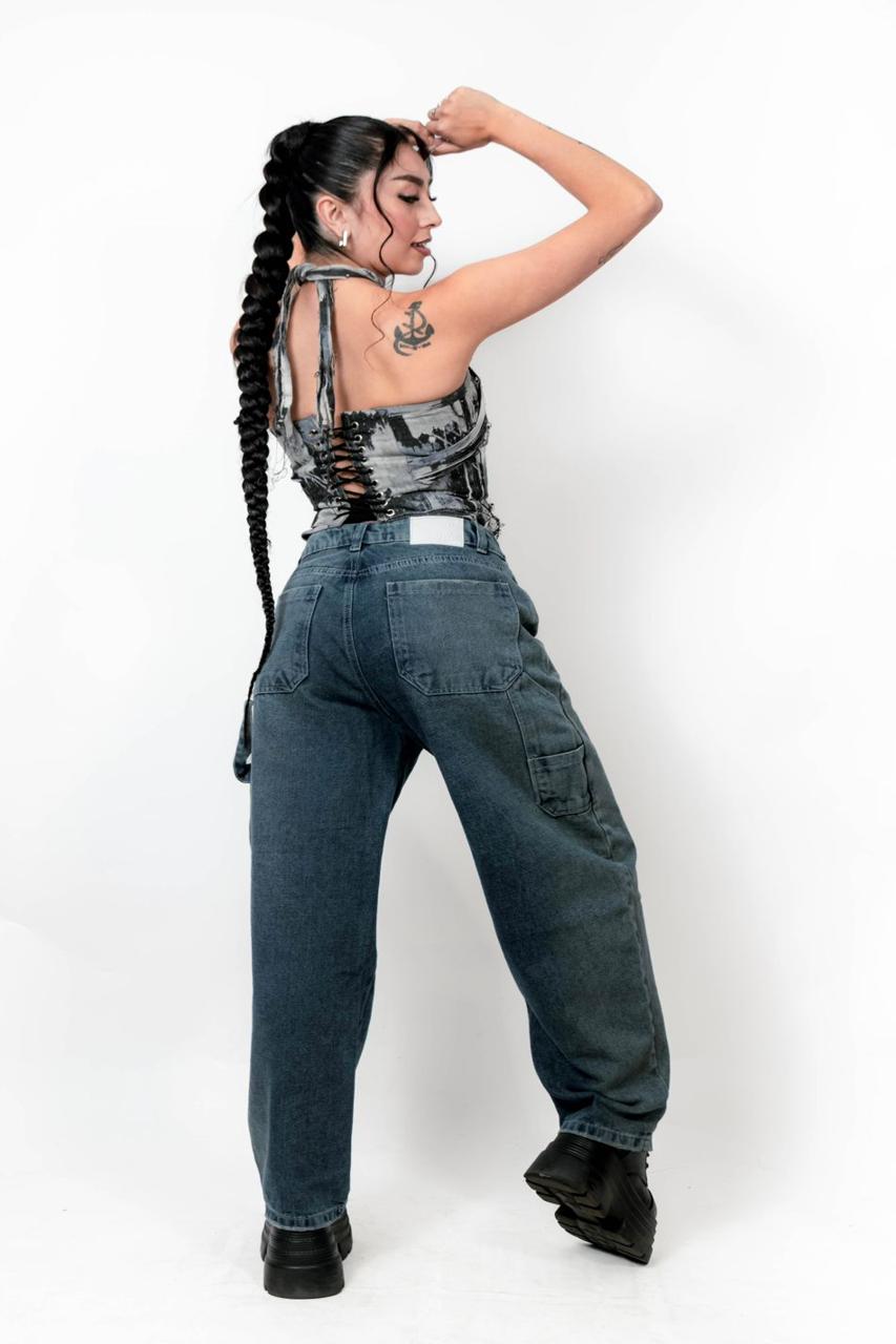 resized_image11_853x1280