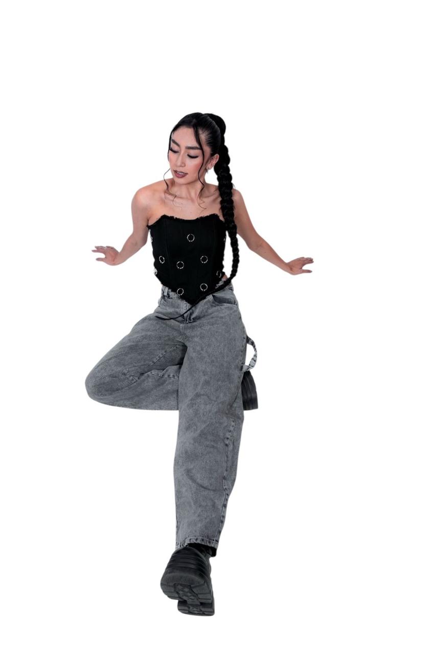 resized_image4_853x1280