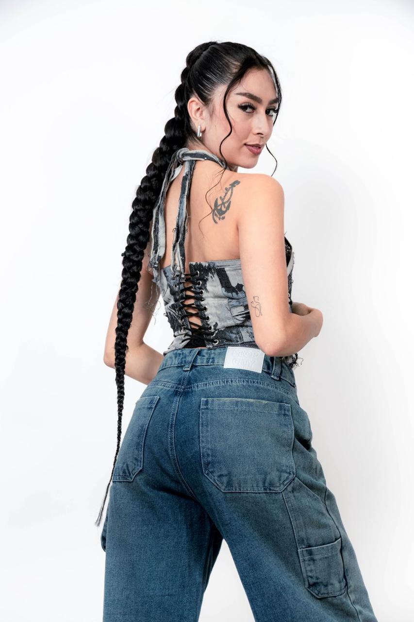 resized_image8_853x1280